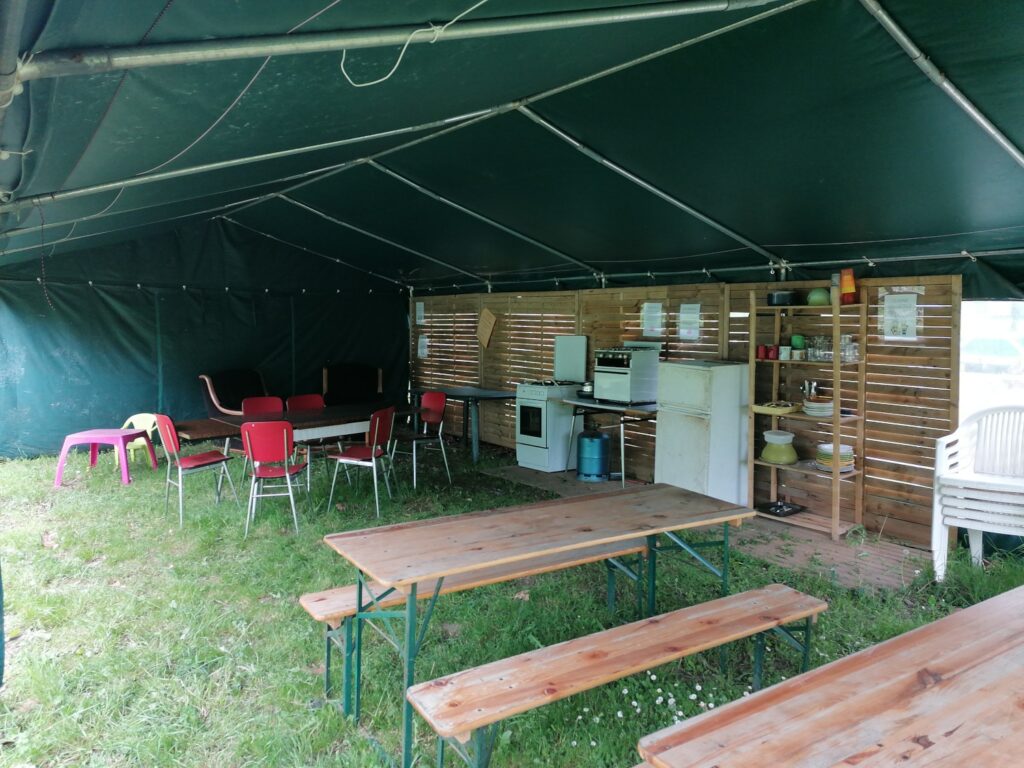 IMG_20230505_155815 Low Nos services : Une cabane cuisine